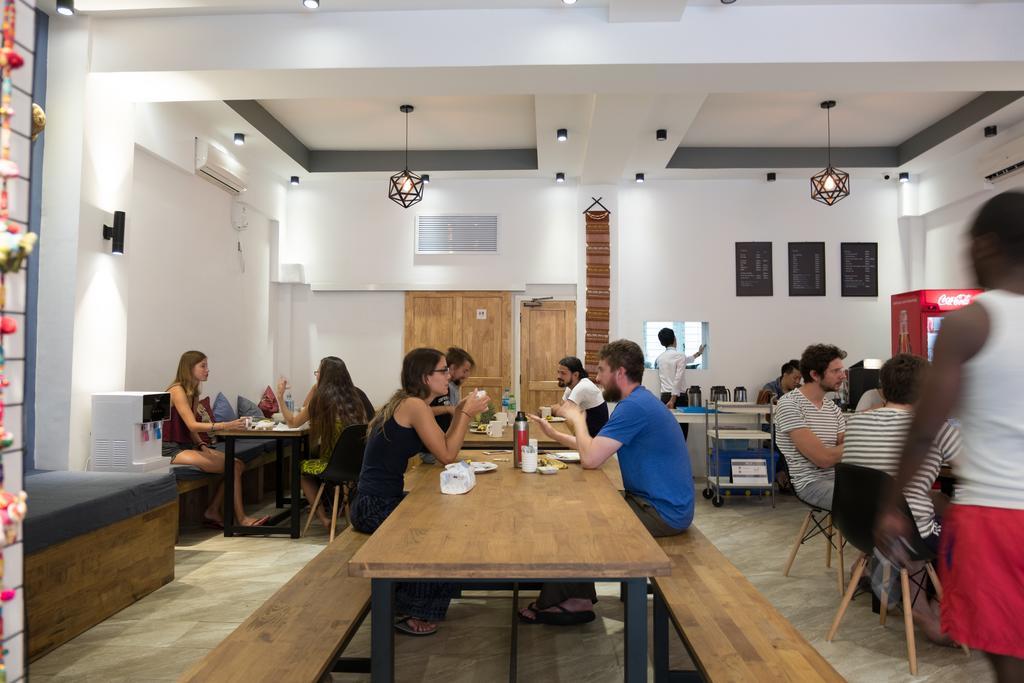 Hostel9 Янгон Екстериор снимка