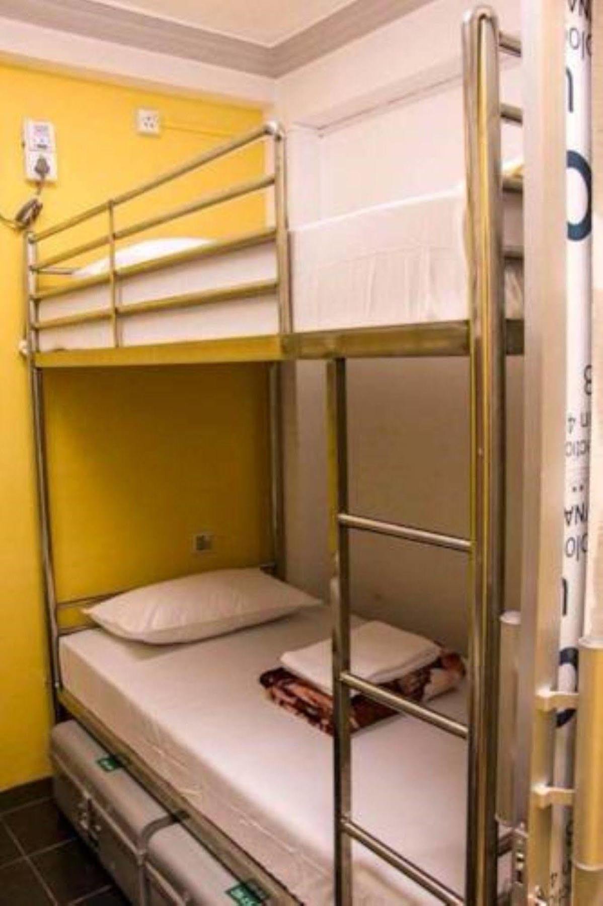 Hostel9 Янгон Екстериор снимка