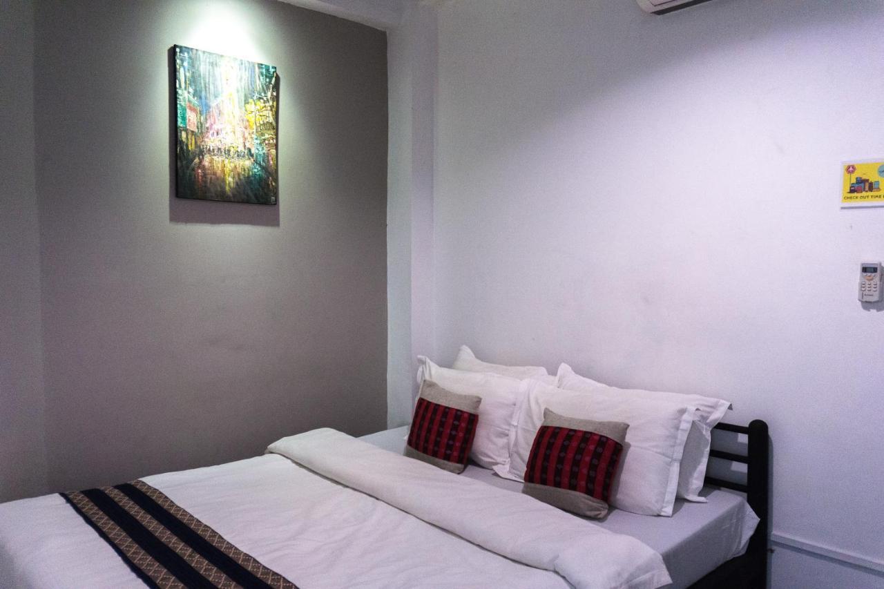 Hostel9 Янгон Екстериор снимка